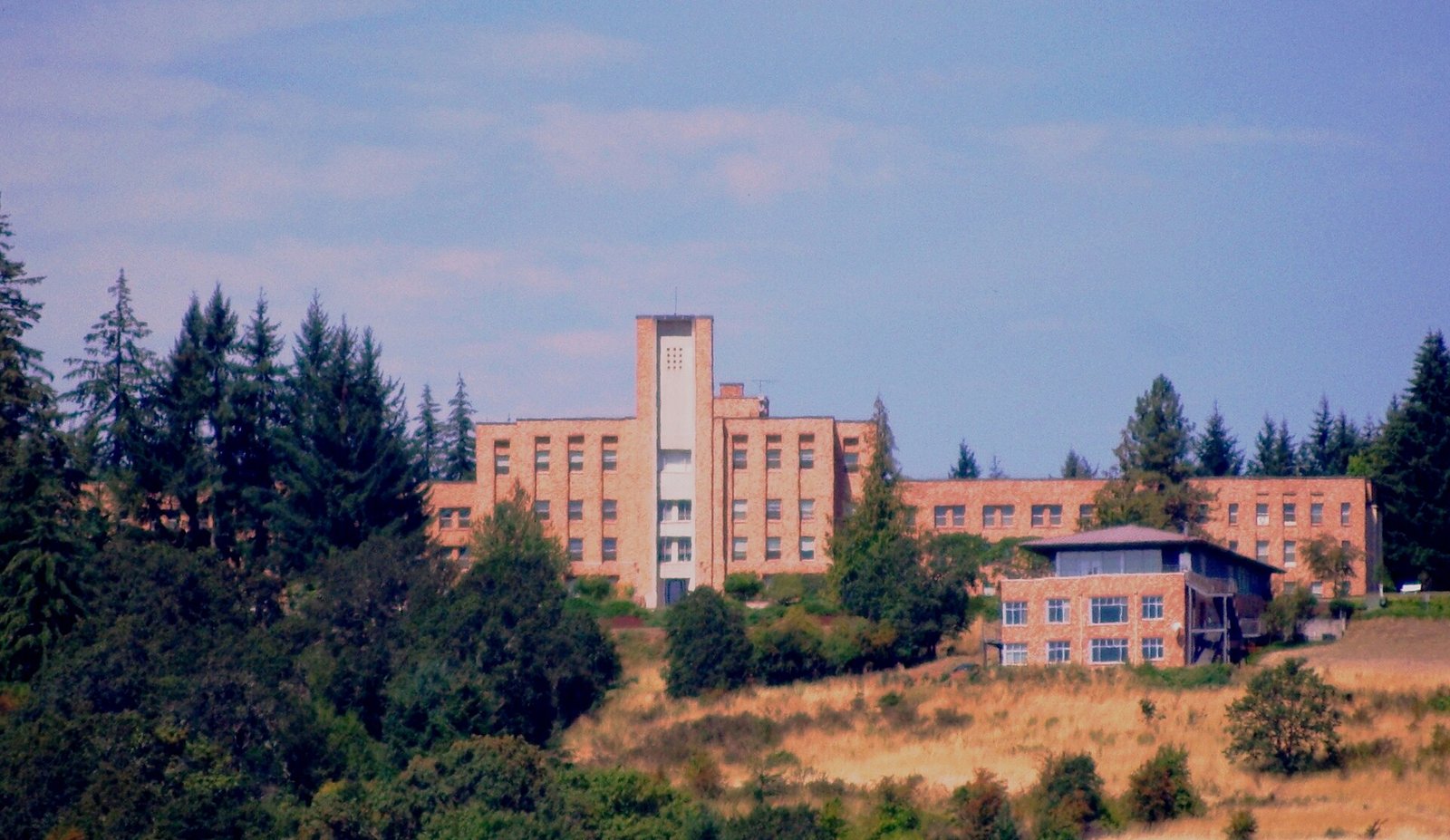Delphian School campus